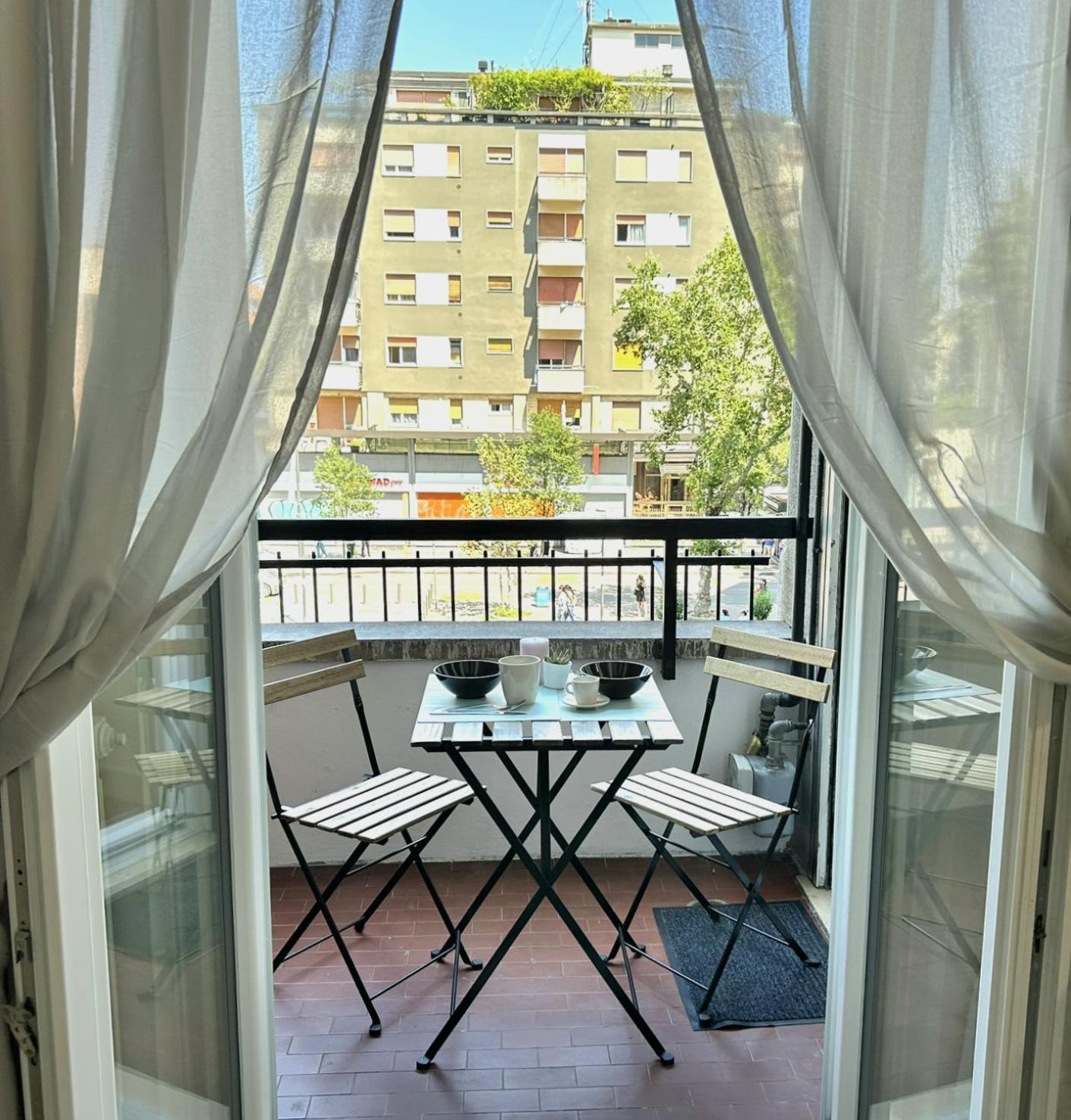 Modern Apartments Mm3 Afforifn Only 15 Min From Duomo Milão Exterior foto